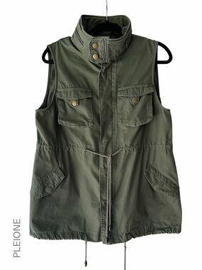PLEIONE ARMY GREEN CANVAS UTILITY VEST ZIPPER SNAP FRONT DRAWSTRING MEDIUM